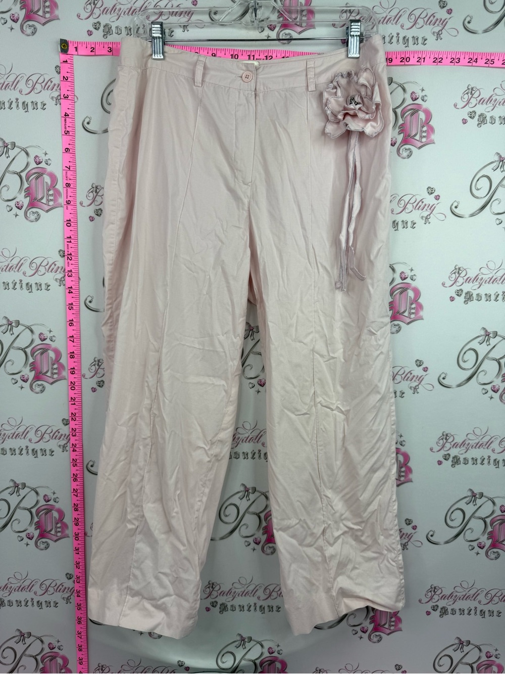Larry Levine Pale Pink Pants with Floral Waist Accent 3D y2k